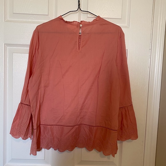 Bell-sleeved blouse with eyelet details - Picture 4 of 6